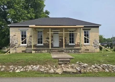 508 Greene Dr, Greenville, KY 42345