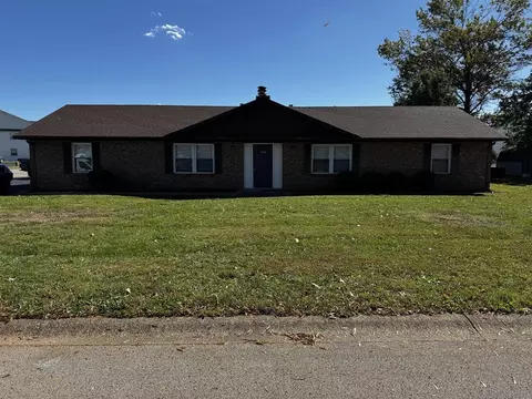 2504 Edgehill Pl, Bowling Green, KY 42104