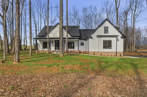 210 Cottage Stone Blvd, Alvaton, KY 42122