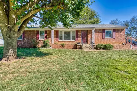 104 S Oak St, Russellville, KY 42276