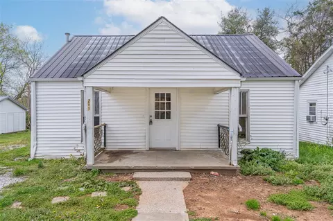 201 Eastview Ave, Glasgow, KY 42141