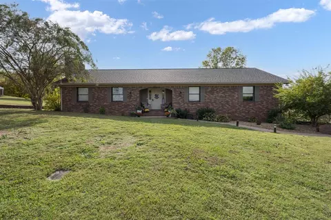 201 Western Hills Rd, Glasgow, KY 42141