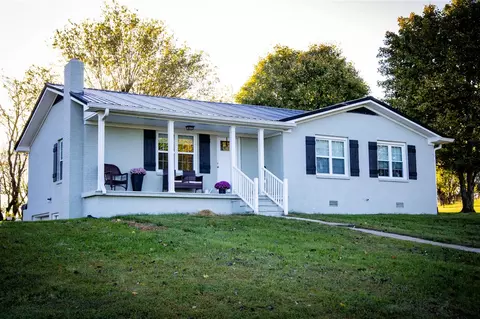 704 Roark Rd, Franklin, KY 42134