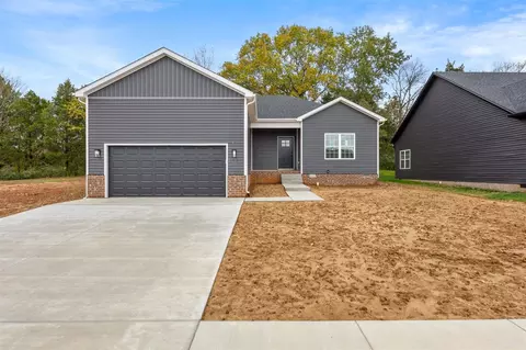 1182 Melody Ave, Bowling Green, KY 42101