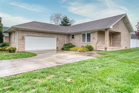 1017 Foxglove St, Bowling Green, KY 42104