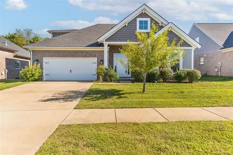 1098 Aristides Dr, Bowling Green, KY 42104