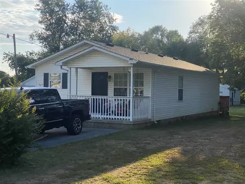 1571 Virginia Dr, Bowling Green, KY 42101