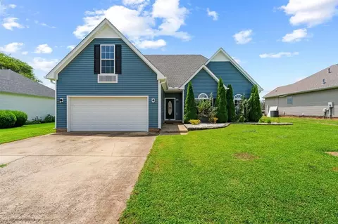 749 Springfield Blvd, Bowling Green, KY 42104