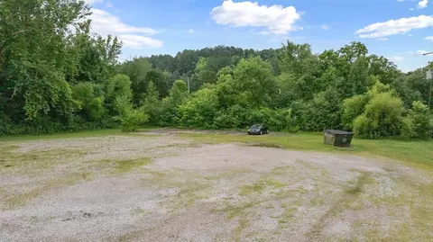 901 S Main St, Brownsville, KY 42210