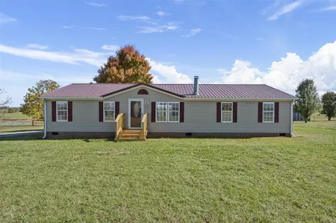 1444 Oakhill School Rd, Smiths Grove, KY 42171