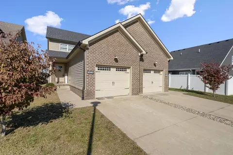 6565 Night Horse Cir, Bowling Green, KY 42101