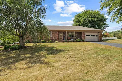 101 Eastern Valley Ests, Glasgow, KY 42141
