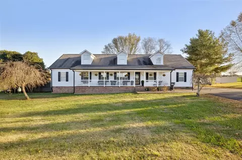 1155 Washington School Rd, Scottsville, KY 42164