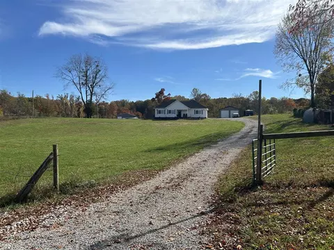 553 Bluff Springs Rd, Glasgow, KY 42141