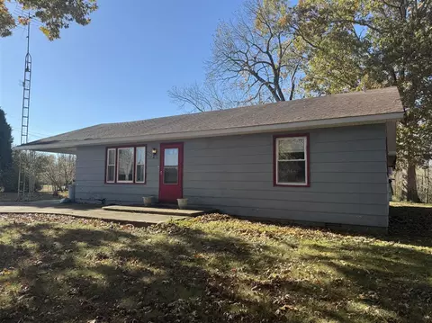 4555 Logansport Rd, Morgantown, KY 42261