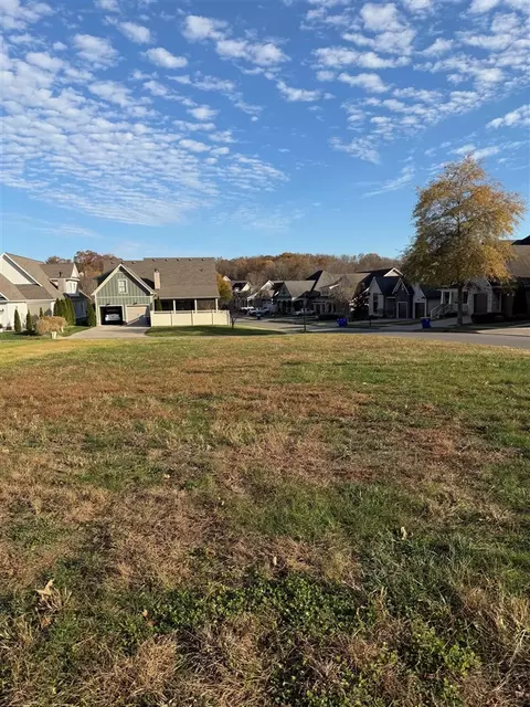 344 Park East Ln, Bowling Green, KY 42103