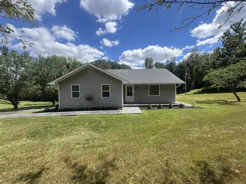 1668 Peachtree Ln, Bowling Green, KY 42103