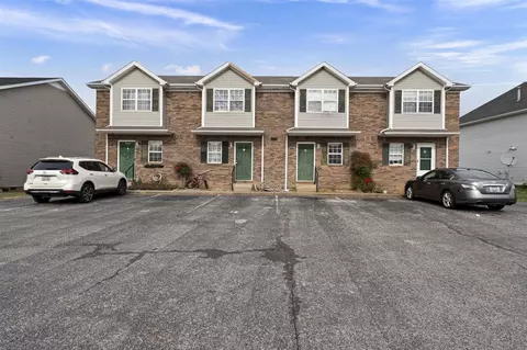 2043 Salisbury Dr, Bowling Green, KY 42101