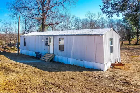 46 Highway 2270, Belton, KY 42324