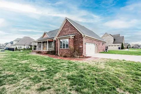 8688 Pebblestone Ln, Alvaton, KY 42122