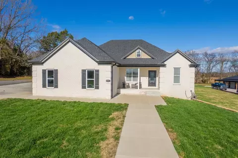 10132 Russellville Rd, Rockfield, KY 42274