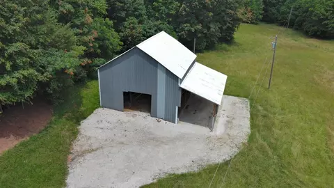 1800 Friendship Church Rd, Magnolia, KY 42757