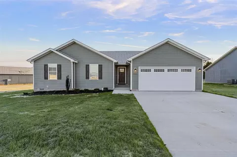 920 Alberta Dr, Bowling Green, KY 42101