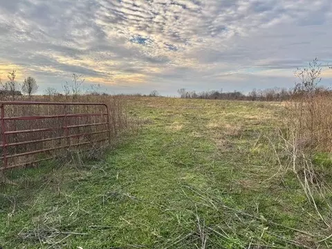 10541 Smiths Grove Scottsville Rd, Oakland, KY 42159
