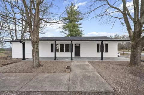 1939 Franks Mill Rd, Glasgow, KY 42141