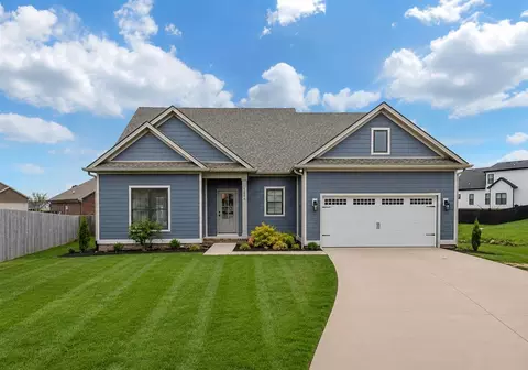 3239 Clover Field Ct, Bowling Green, KY 42101