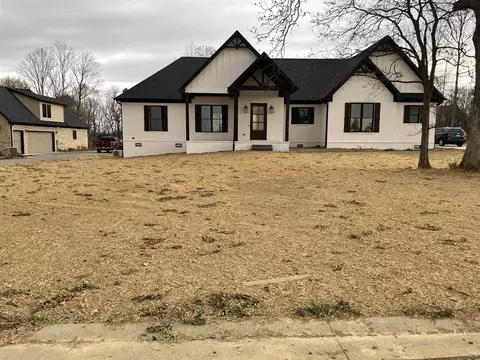 394 Mallory Ln, Smiths Grove, KY 42171
