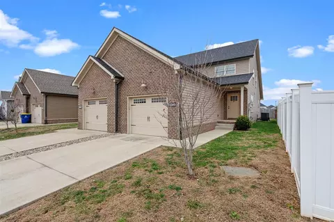6563 Night Horse Cir, Bowling Green, KY 42101