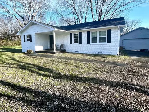 507 Kitchens South Rd, Bowling Green, KY 42101