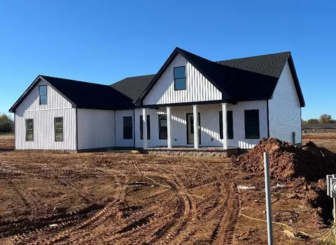 137 Mccutchen Ct, Auburn, KY 42206