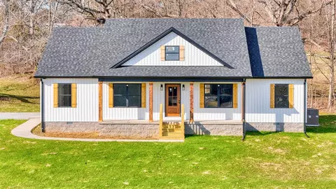 1079 Coal Bank Rd, Sharon Grove, KY 42280