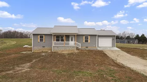 4343 Coral Hill Rd, Glasgow, KY 42141
