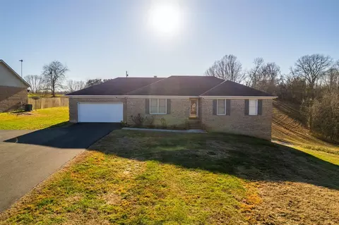 1405 Greathouse Rd, Bowling Green, KY 42103
