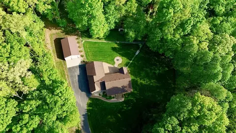 280 Old Buckhorn Ln, Morgantown, KY 42261