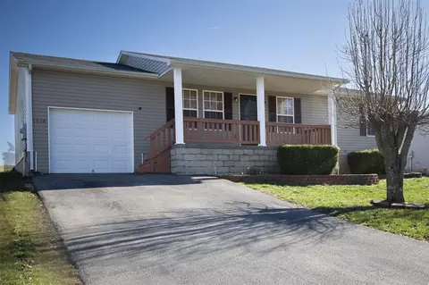 1518 Calgary Way, Bowling Green, KY 42101