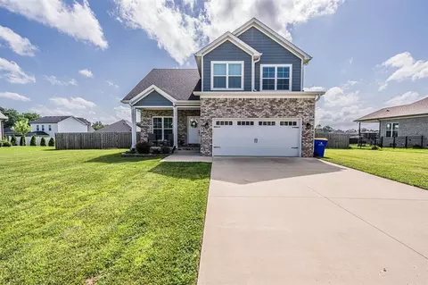 579 Mcintyre St, Bowling Green, KY 42101