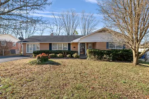 323 Leslie Ave, Bowling Green, KY 42101