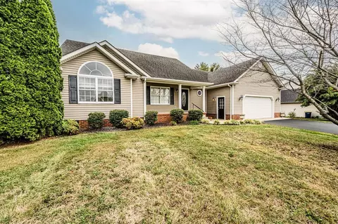 120 Georgia Ave, Bowling Green, KY 42103