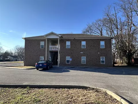 526 Dennis Way, Bowling Green, KY 42101