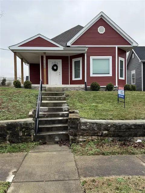 135 W 10th Ave, Bowling Green, KY 42101