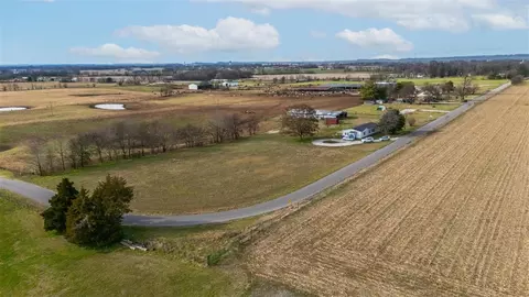 825 Oakland Flatrock Rd, Oakland, KY 42159