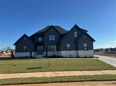 3252 Upper Gable Dr, Bowling Green, KY 42101