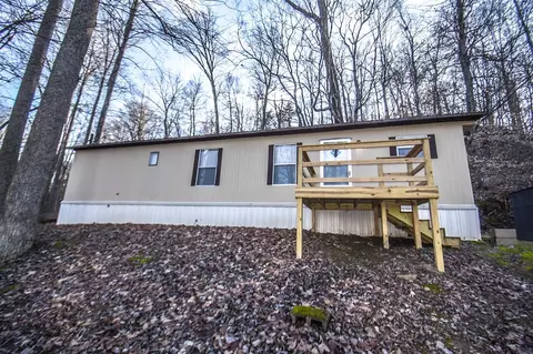 1829 R Whittaker Rd, Lewisburg, KY 42256