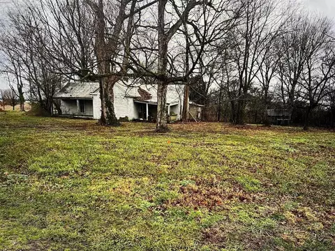 5995 Gold City Rd, Franklin, KY 42134