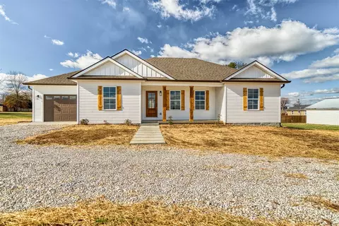 290 Old Russellville Loop, Adairville, KY 42202