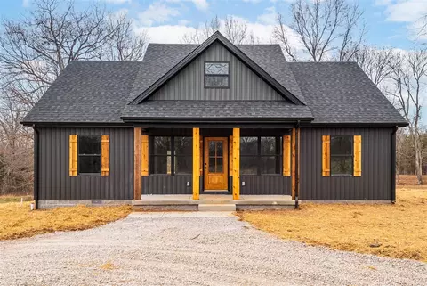 2863 Dennis Corinth Rd, Auburn, KY 42206